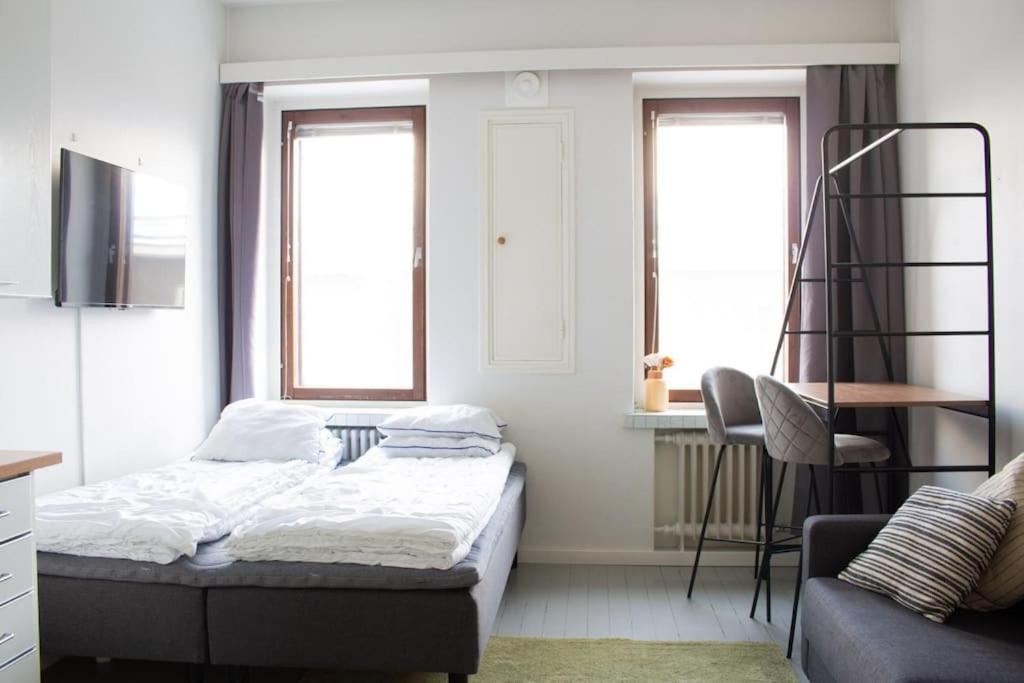 Floor Studio-apartment In Kruununhaka *